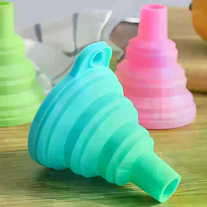 10個入りシリコン製折りたたみ式漏斗セット、食品グレードの折 - Collapsible Water Bottle のレビューと価格
